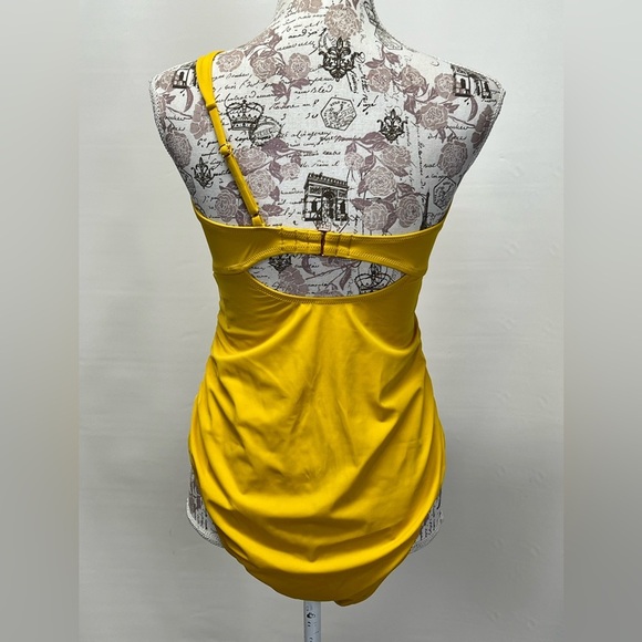 SHADE & SHORE Yellow One-Piece keyhole front Swimsuit size L - Picture 7 of 12